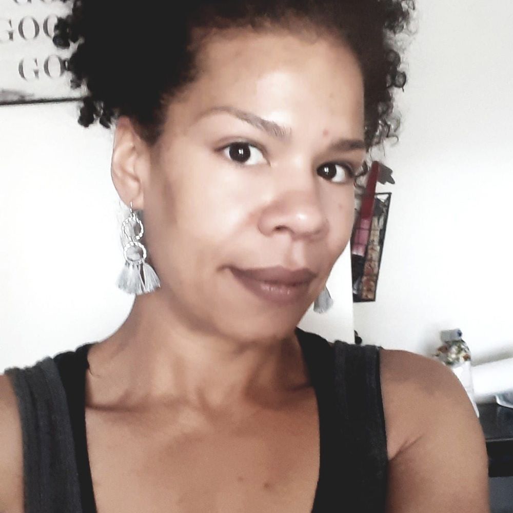 Meet your Posher, Sharlotte